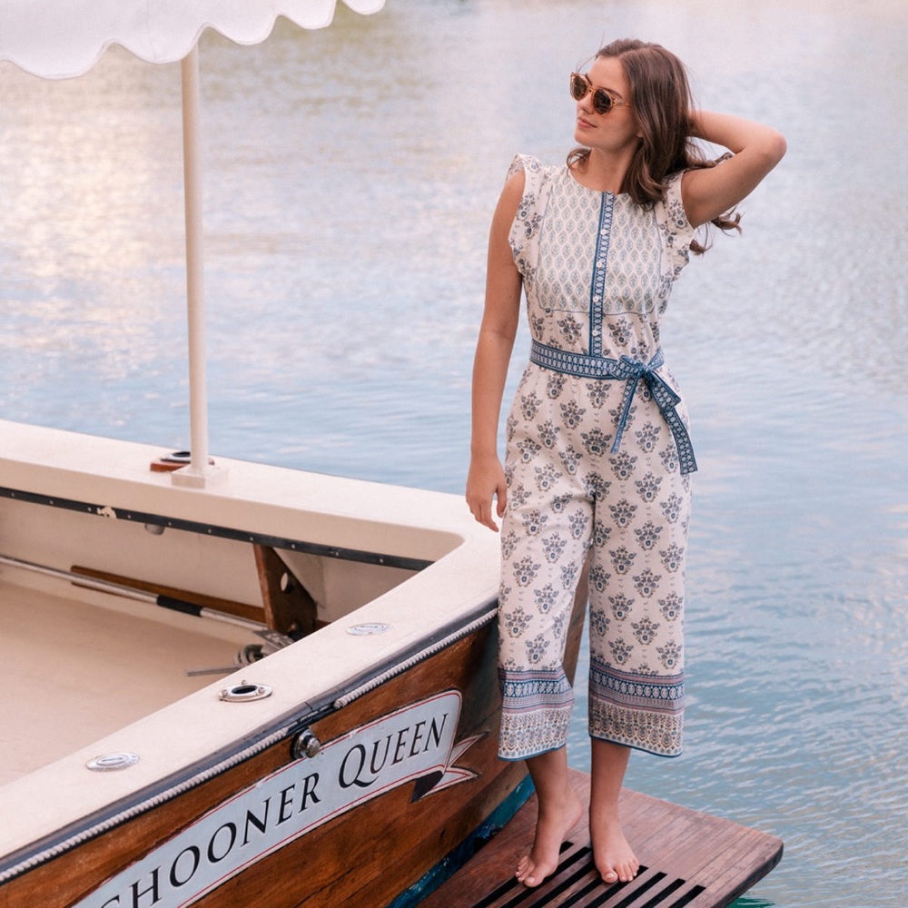 NWT Gal Meets Glam "Eden" Jumpsuit - Picture 4 of 8